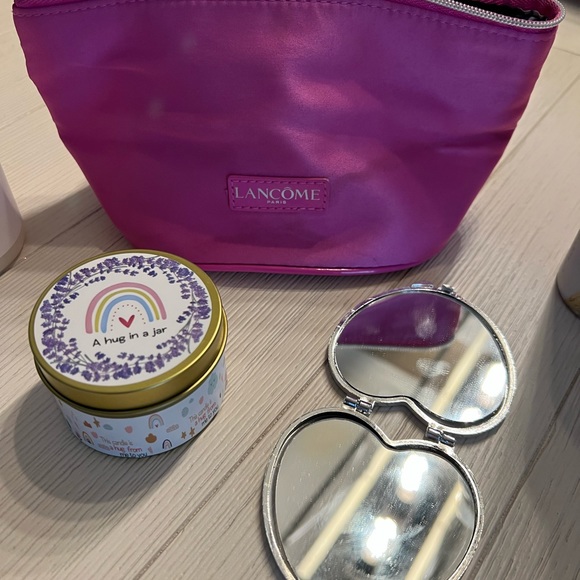 Jewelry & /beauty product bundle - Picture 5 of 10
